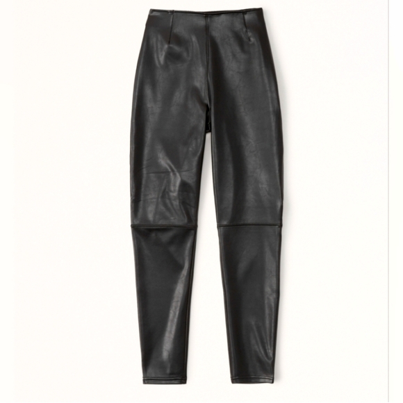 NWT Abercrombie Vegan Leather Skinny Legging Curve Love Size XXS Petite - Picture 1 of 9
